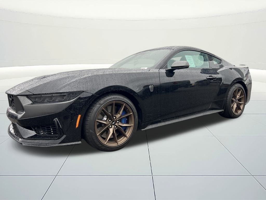 2025 Ford Mustang Dark Horse