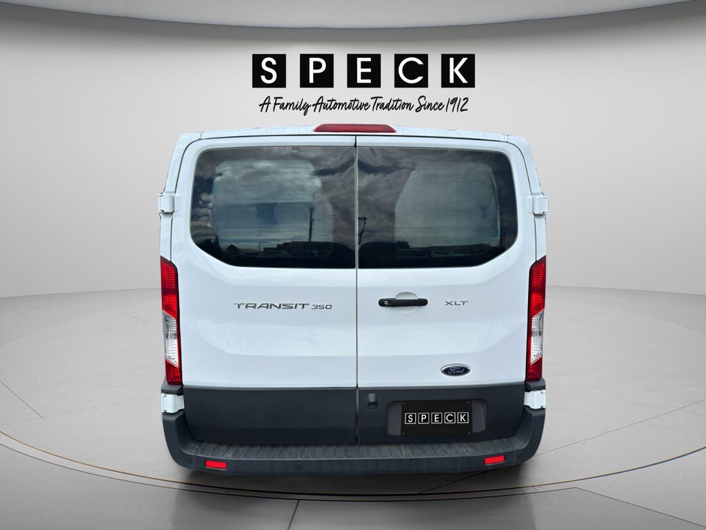 2022 Ford Transit Wagon XLT