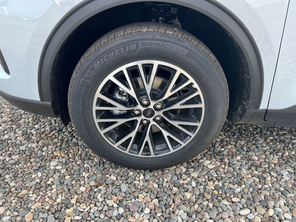 2025 Ford Escape Plug-In Hybrid Base