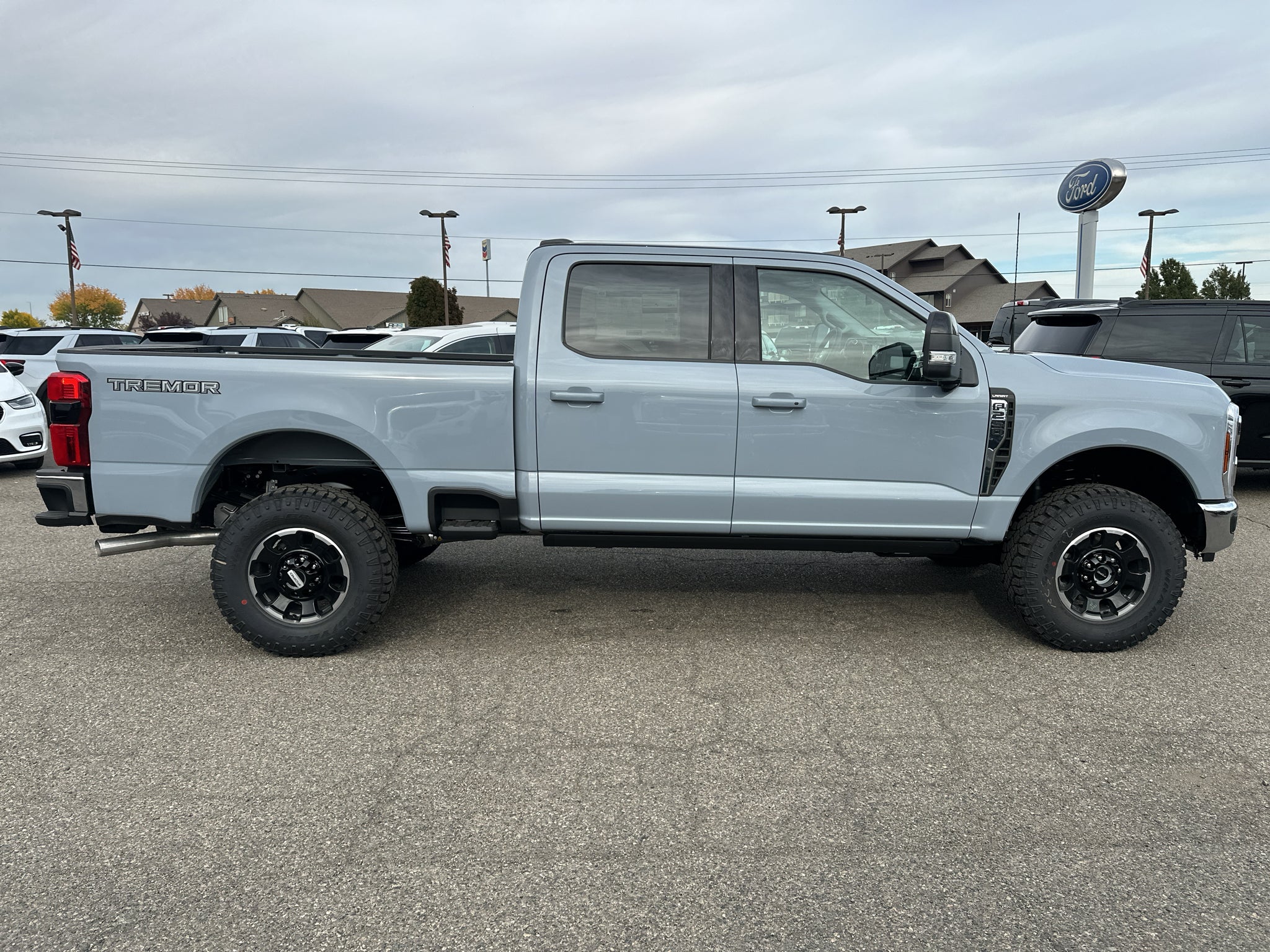 2027 Ford F-250 LARIAT 4WD Crew Cab 6.75' Box