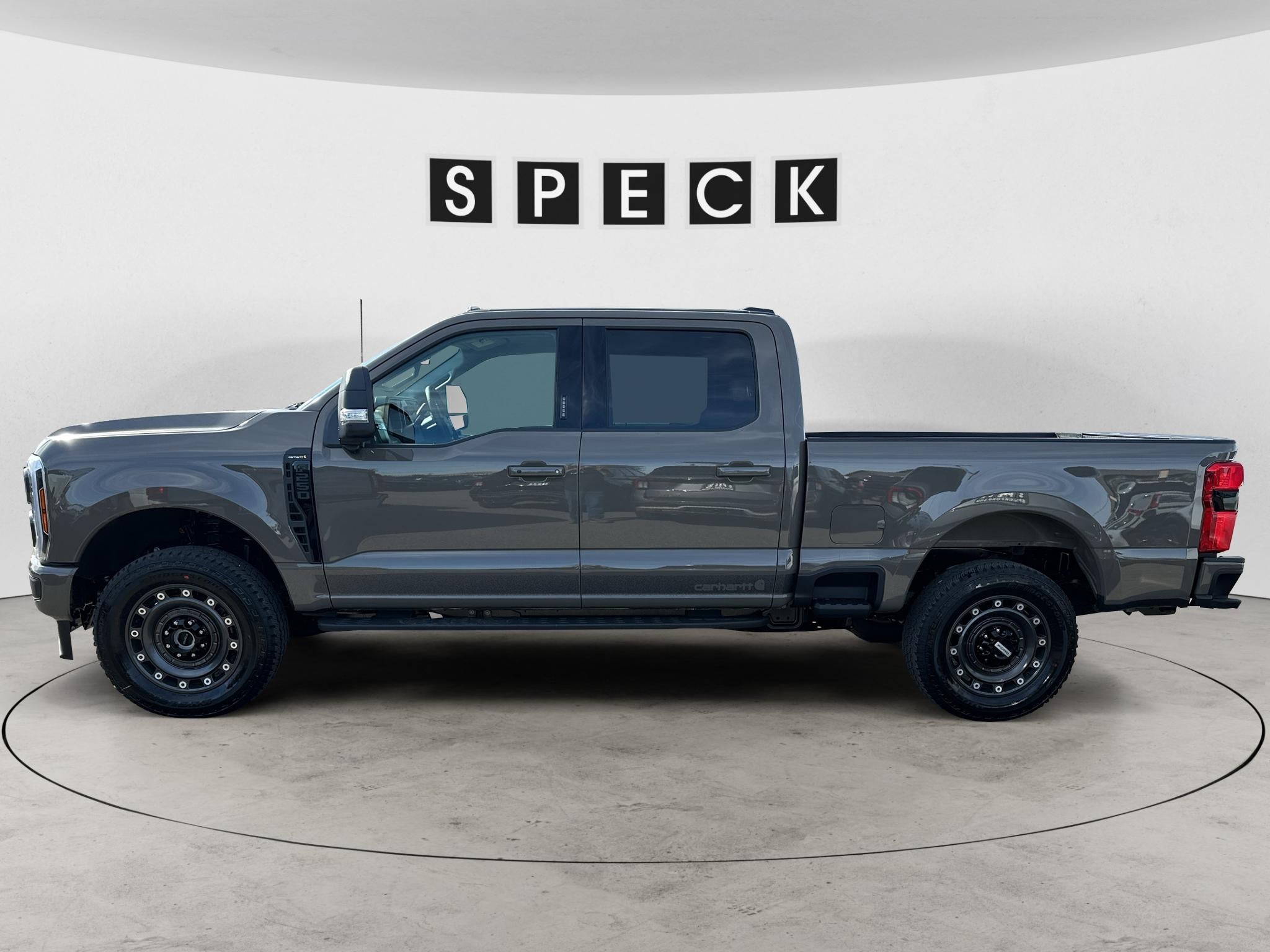 2027 Ford F-250 XLT 4WD Crew Cab 6.75' Box