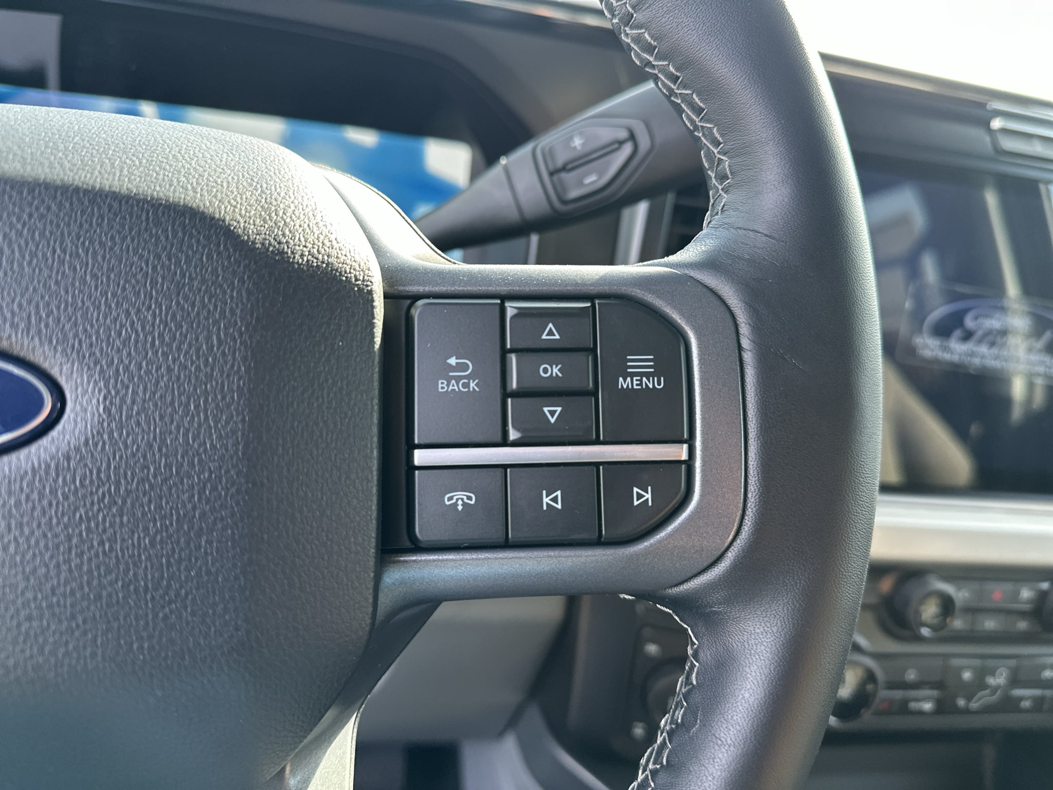 2027 Ford F-250 XLT 4WD Crew Cab 6.75' Box