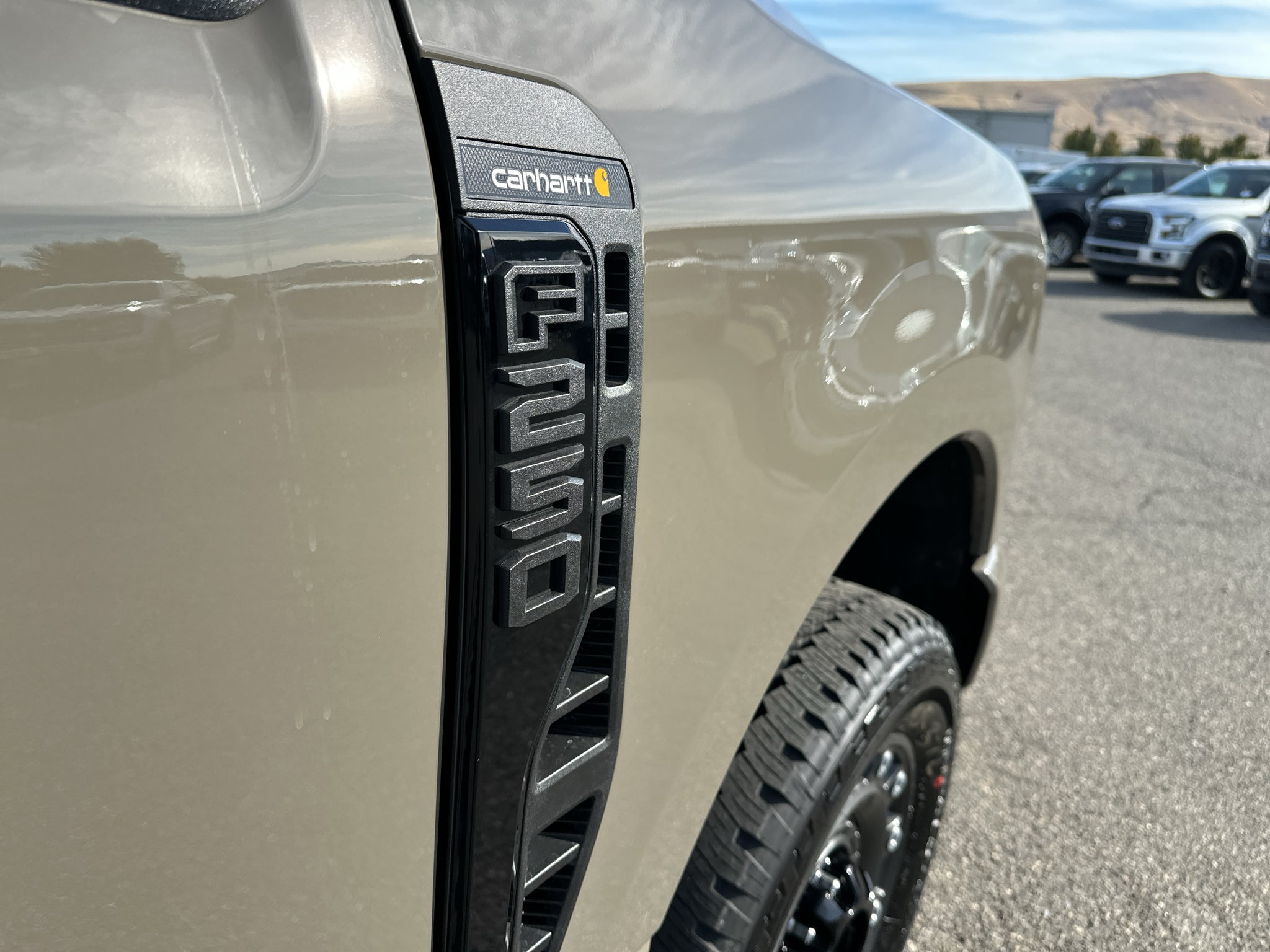 2027 Ford F-250 XLT 4WD Crew Cab 6.75' Box