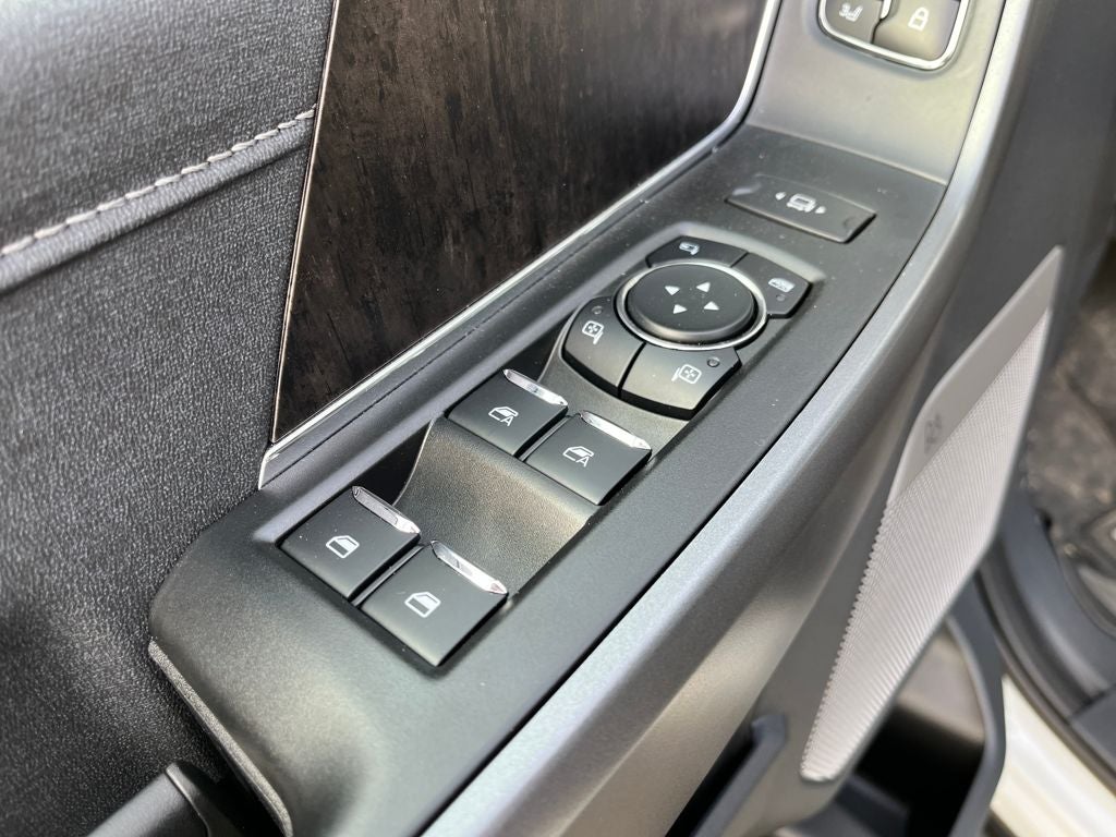 2025 Ford F-350SD Lariat