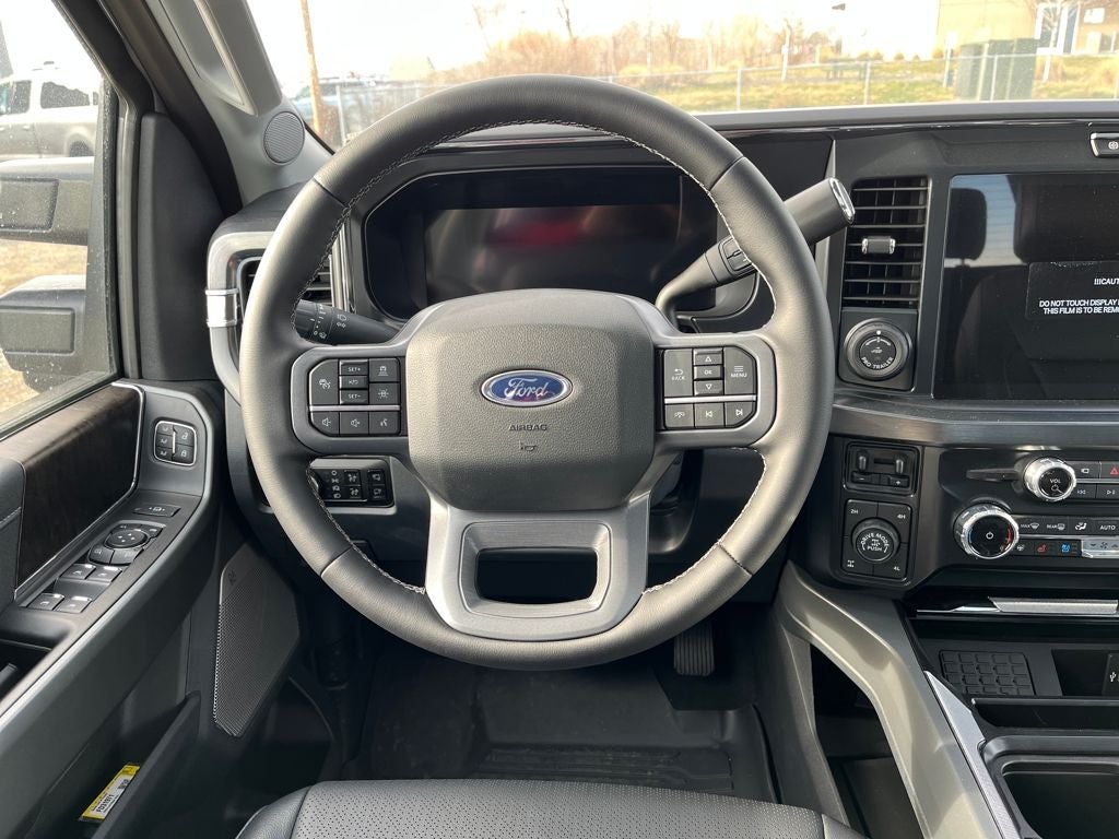 2025 Ford F-350SD Lariat