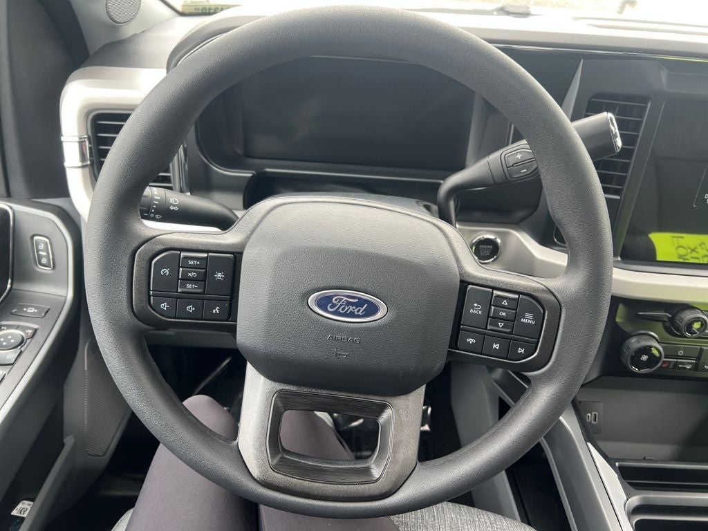 2025 Ford F-350SD XLT