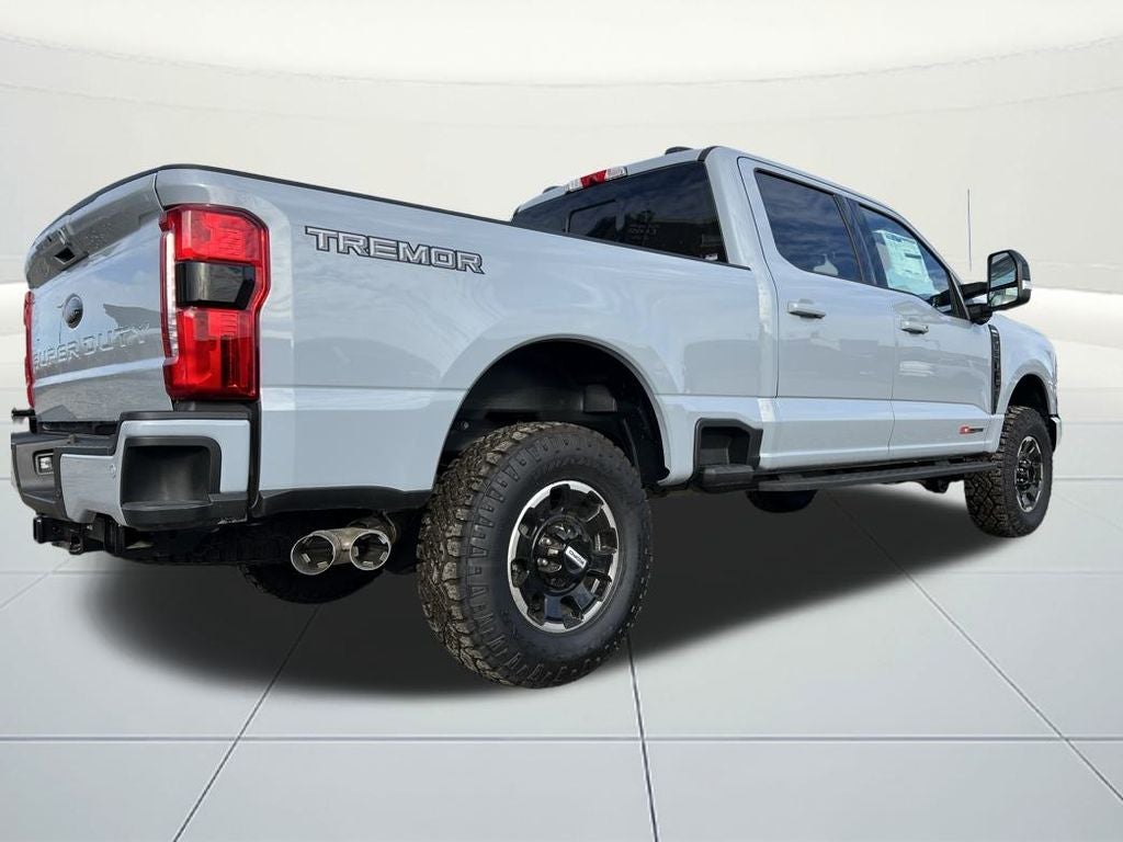 2025 Ford F-350SD Lariat