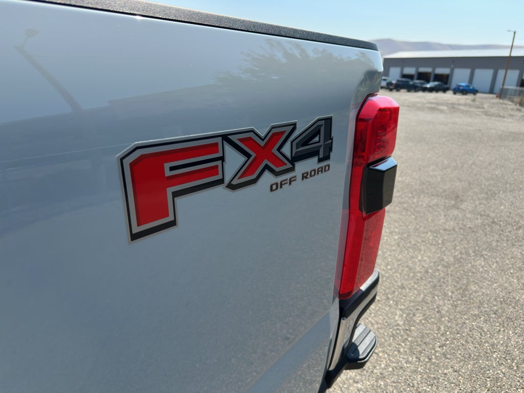 2026 Ford F-350 LARIAT 4WD Crew Cab 6.75' Box