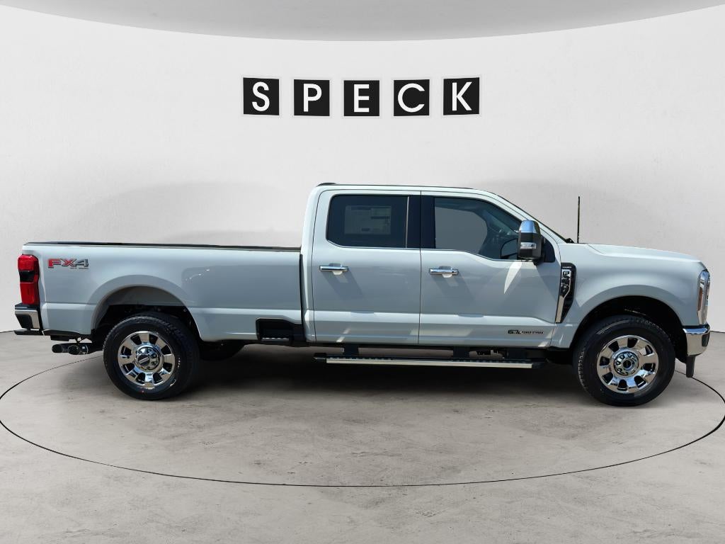 2026 Ford F-350 LARIAT 4WD Crew Cab 6.75' Box