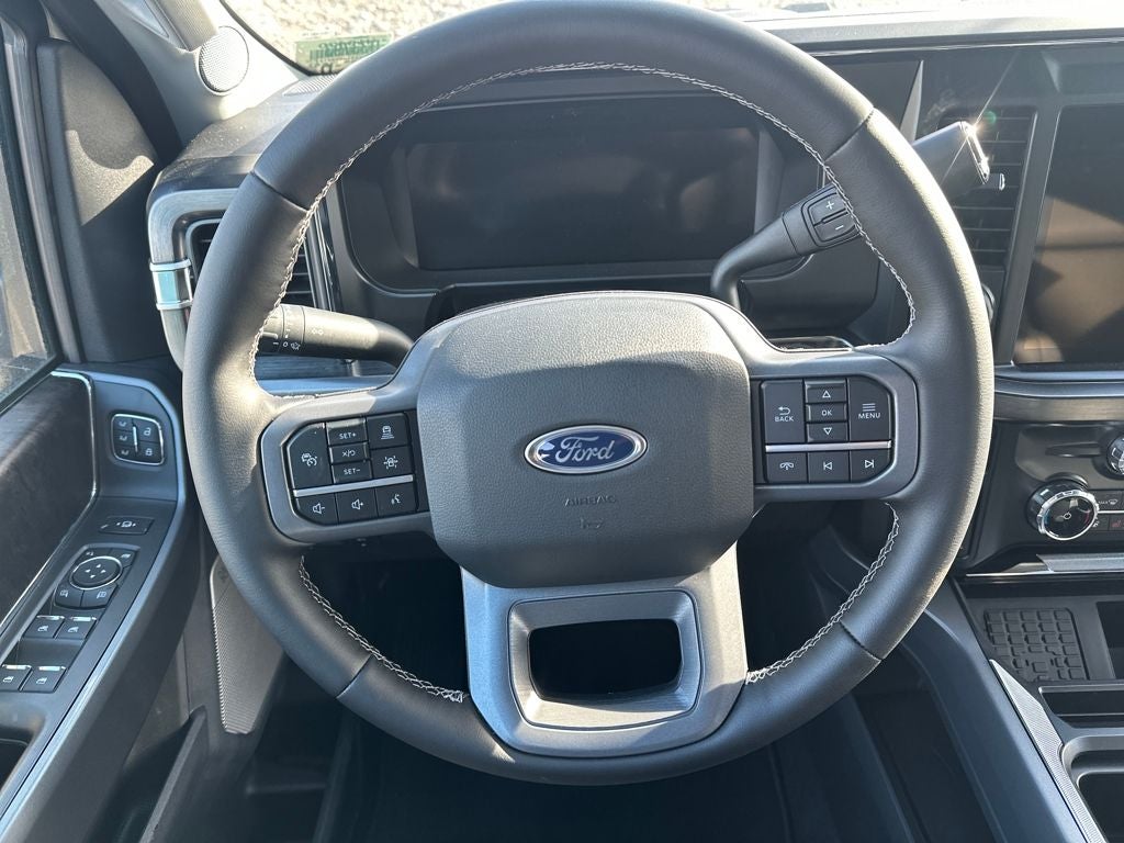 2025 Ford F-350SD Lariat