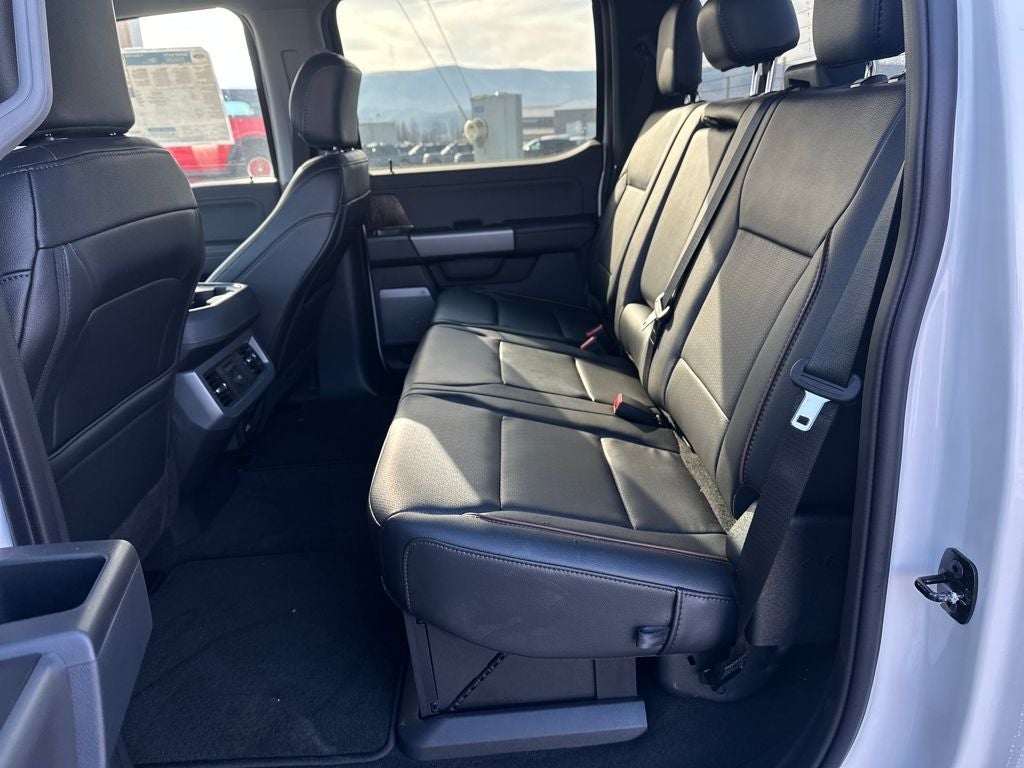 2025 Ford F-350SD Lariat