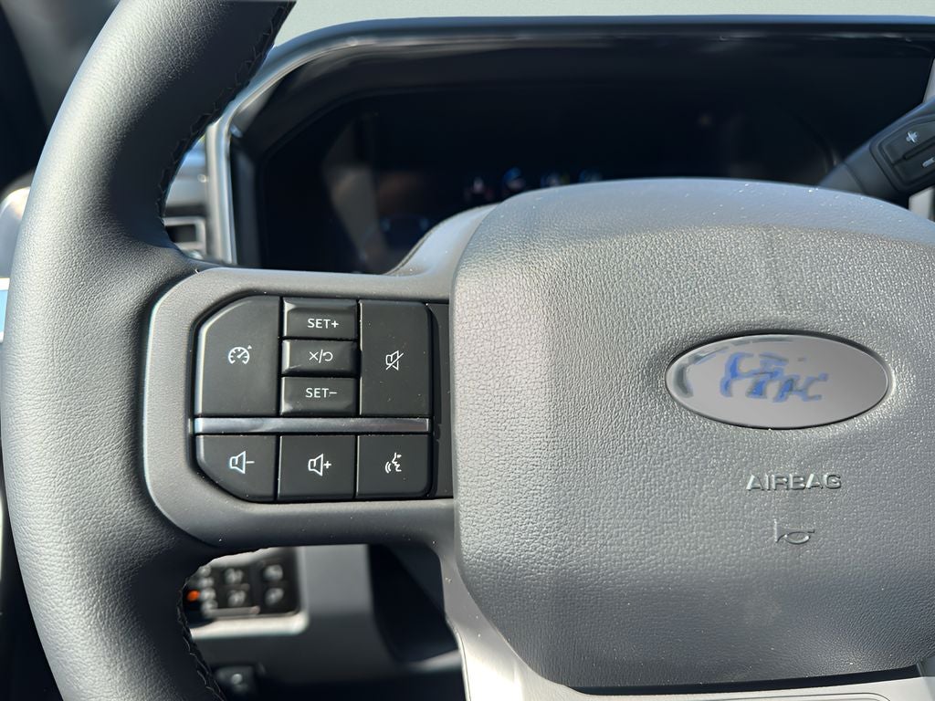 2026 Ford F-350 LARIAT 4WD Crew Cab 6.75' Box
