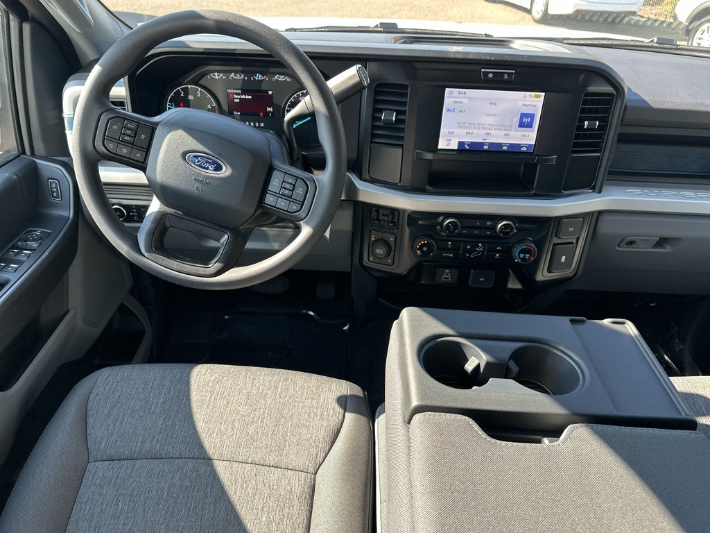 2026 Ford F-350 XL 4WD Crew Cab 6.75' Box