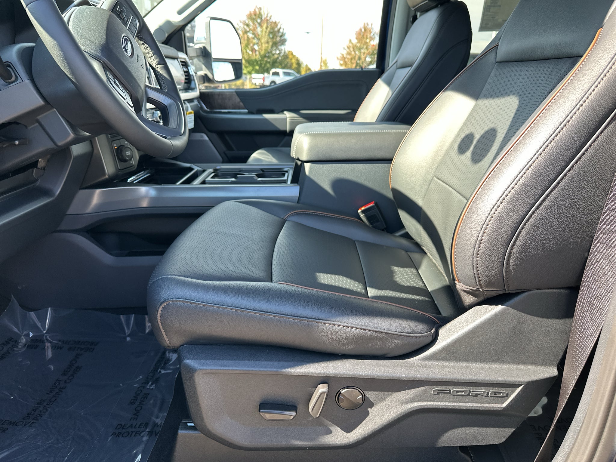 2027 Ford F-350 LARIAT