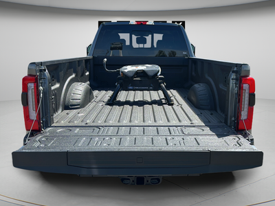 2026 Ford F-350SD Platinum DRW