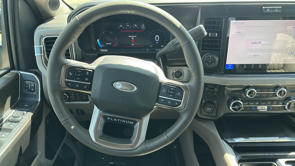 2026 Ford F-350SD Platinum DRW