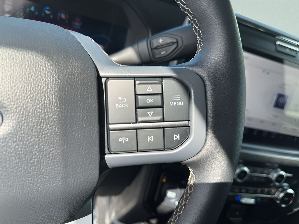 2025 Ford F-350 LARIAT