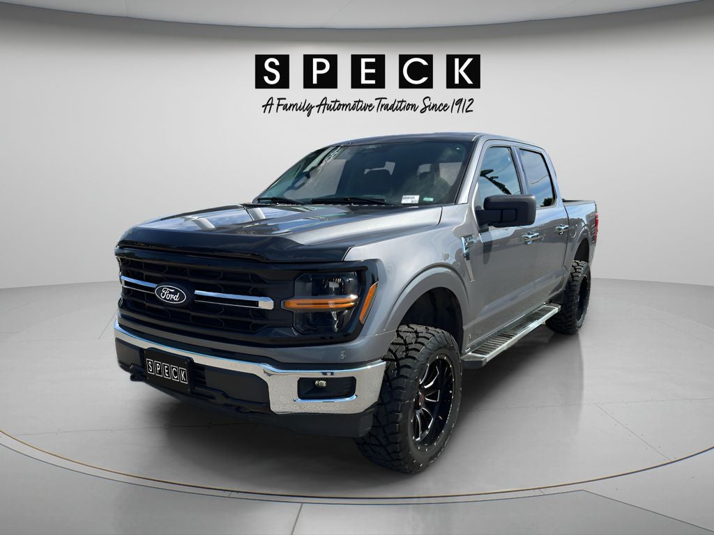2025 Ford F-150 XLT 4x4 SuperCrew 145 in's photo