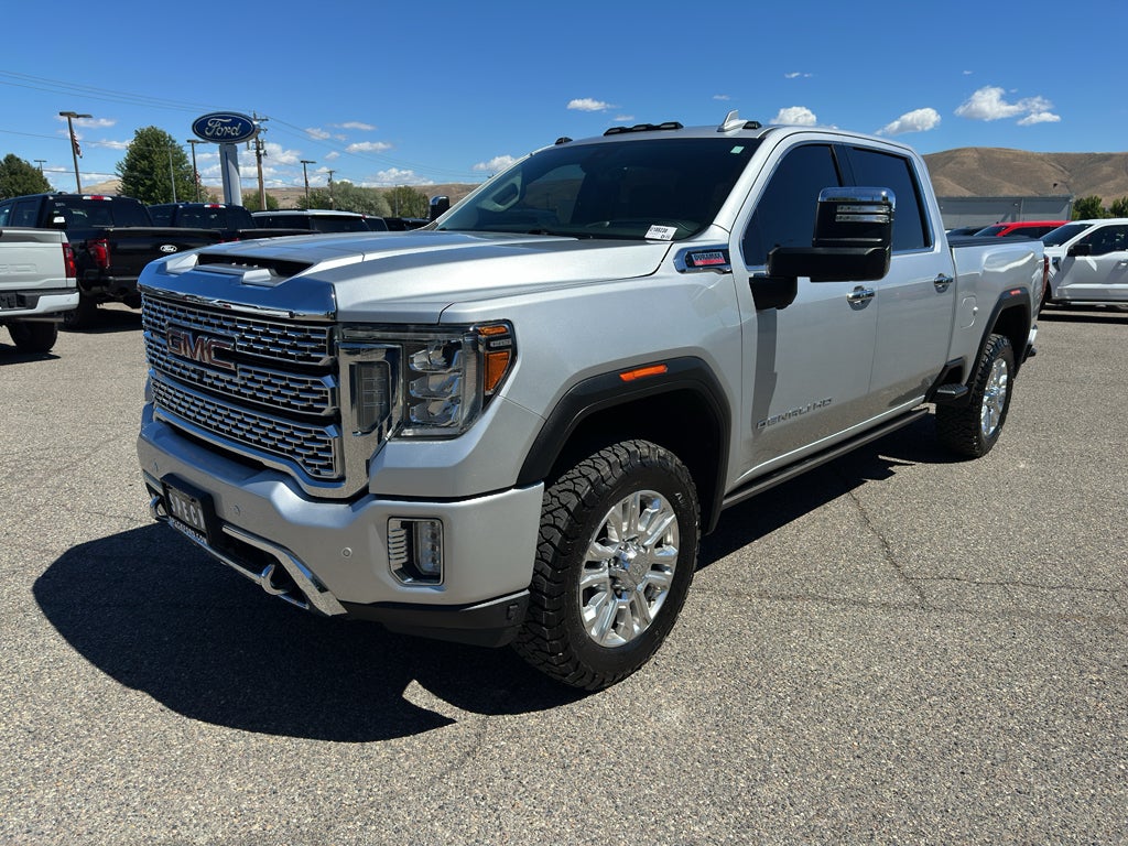 2021 GMC Sierra 4WD Crew Cab Standard Box Denali's photo