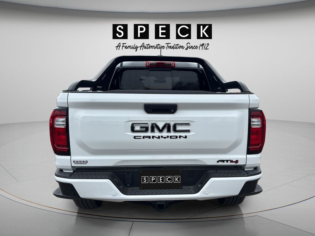 2025 GMC Canyon 4WD AT4