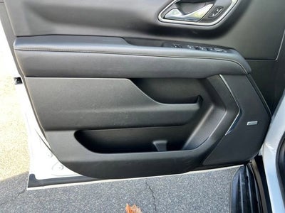 2023 GMC Yukon XL SLT