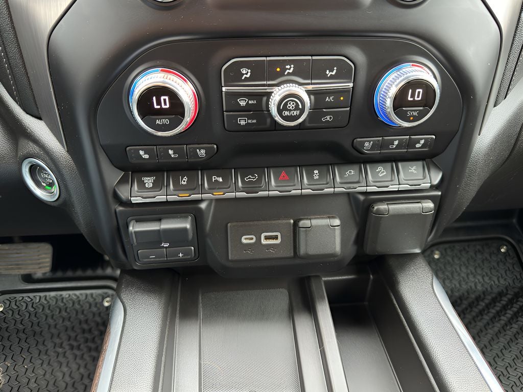 2022 GMC Sierra 3500 HD Denali