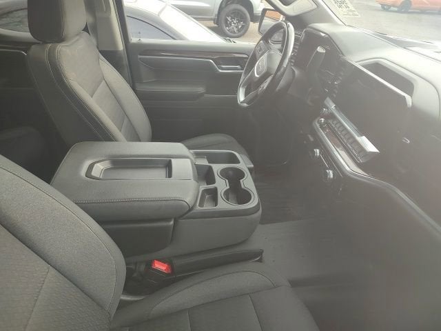 2025 GMC Sierra 1500 SLE