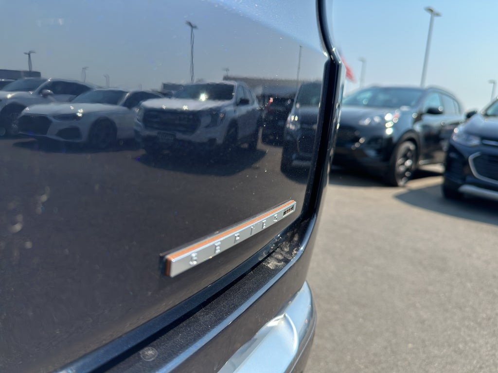 2022 Jeep Grand Wagoneer Series III