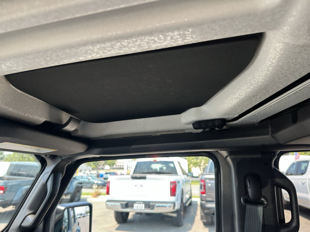 2025 Jeep Gladiator Willys