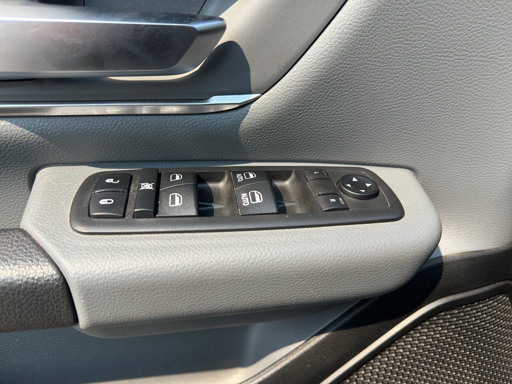 2019 RAM 1500 Big Horn/Lone Star Crew Cab 4x4 6'4" Box