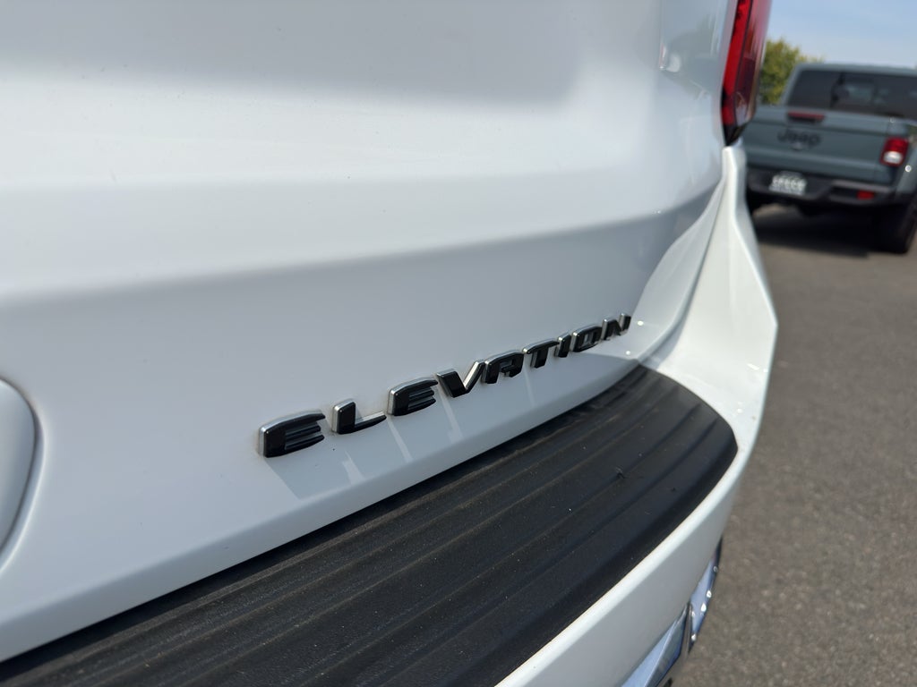 2025 GMC Yukon XL Elevation