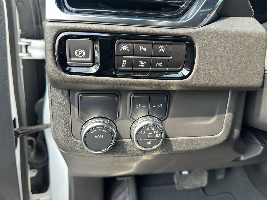 2025 GMC Yukon XL Elevation