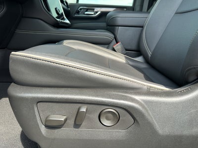 2025 GMC Yukon XL Elevation