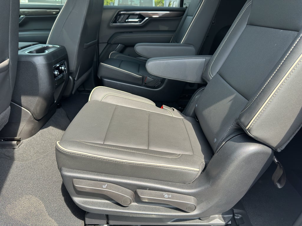 2025 GMC Yukon XL Elevation