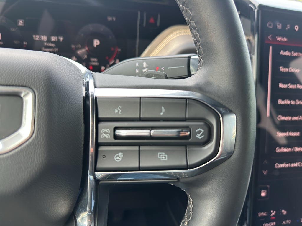 2025 GMC Yukon XL Elevation
