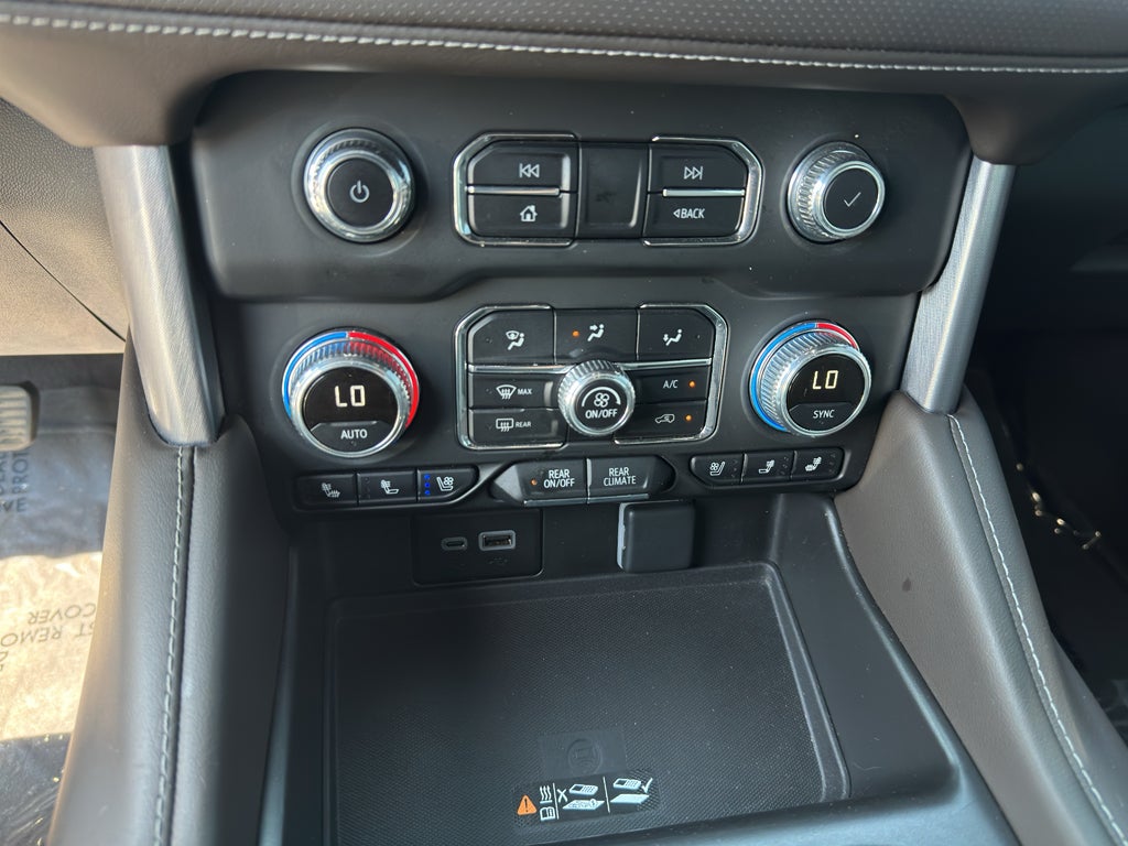 2023 GMC Yukon XL SLT