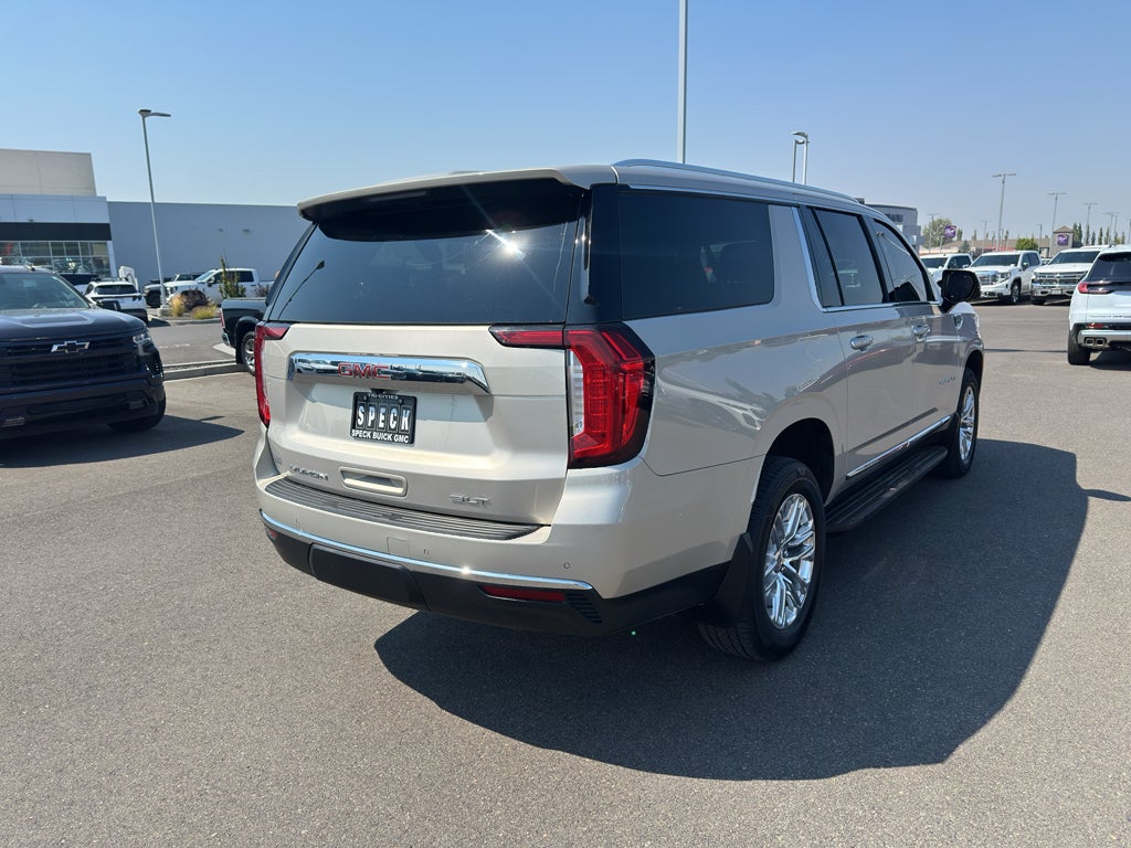 2023 GMC Yukon XL SLT