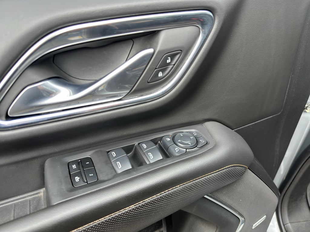 2024 GMC Yukon XL AT4