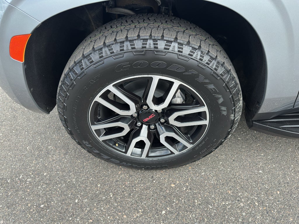2024 GMC Yukon XL AT4