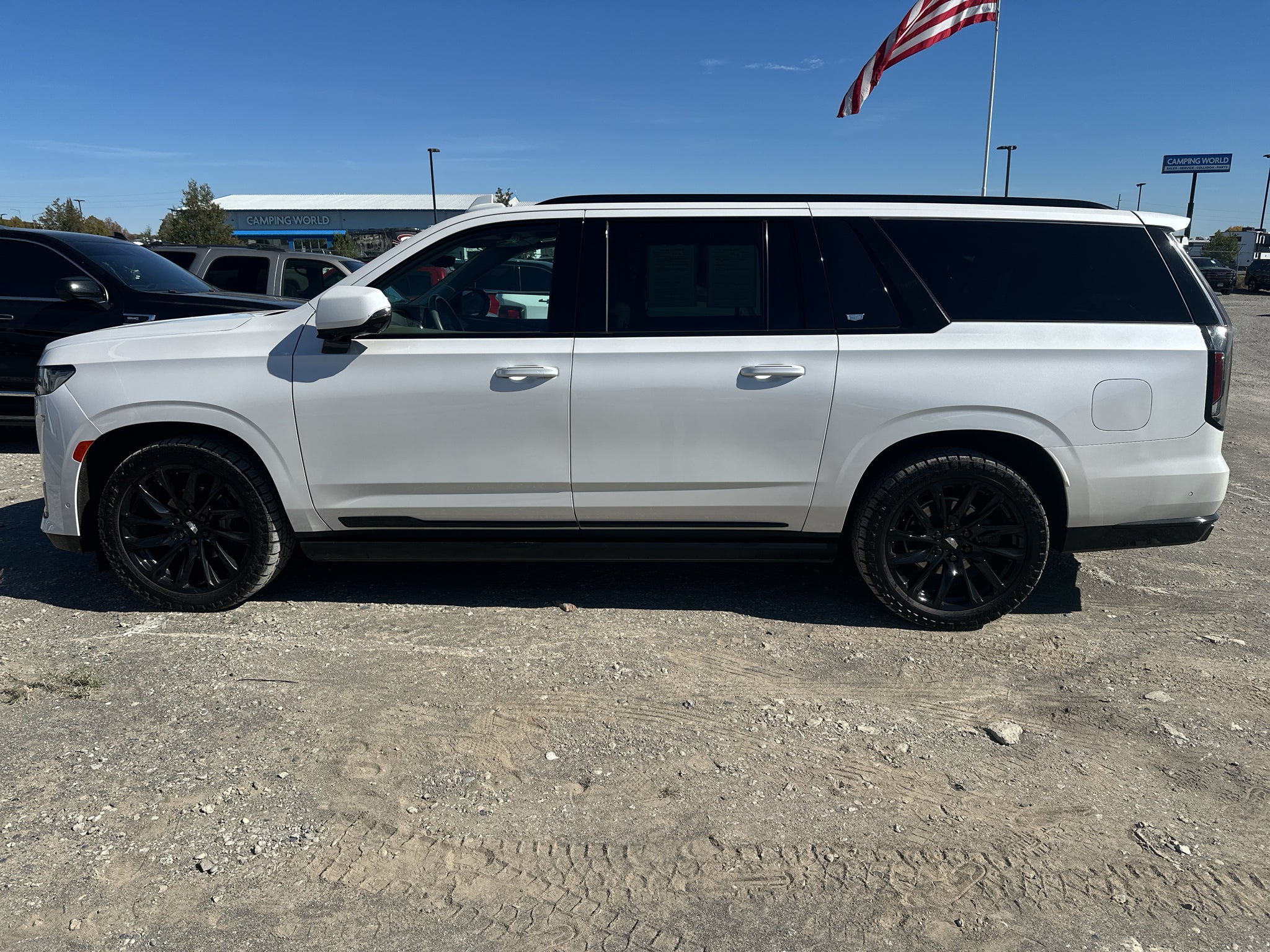 2023 Cadillac Escalade ESV 4WD Sport Platinum