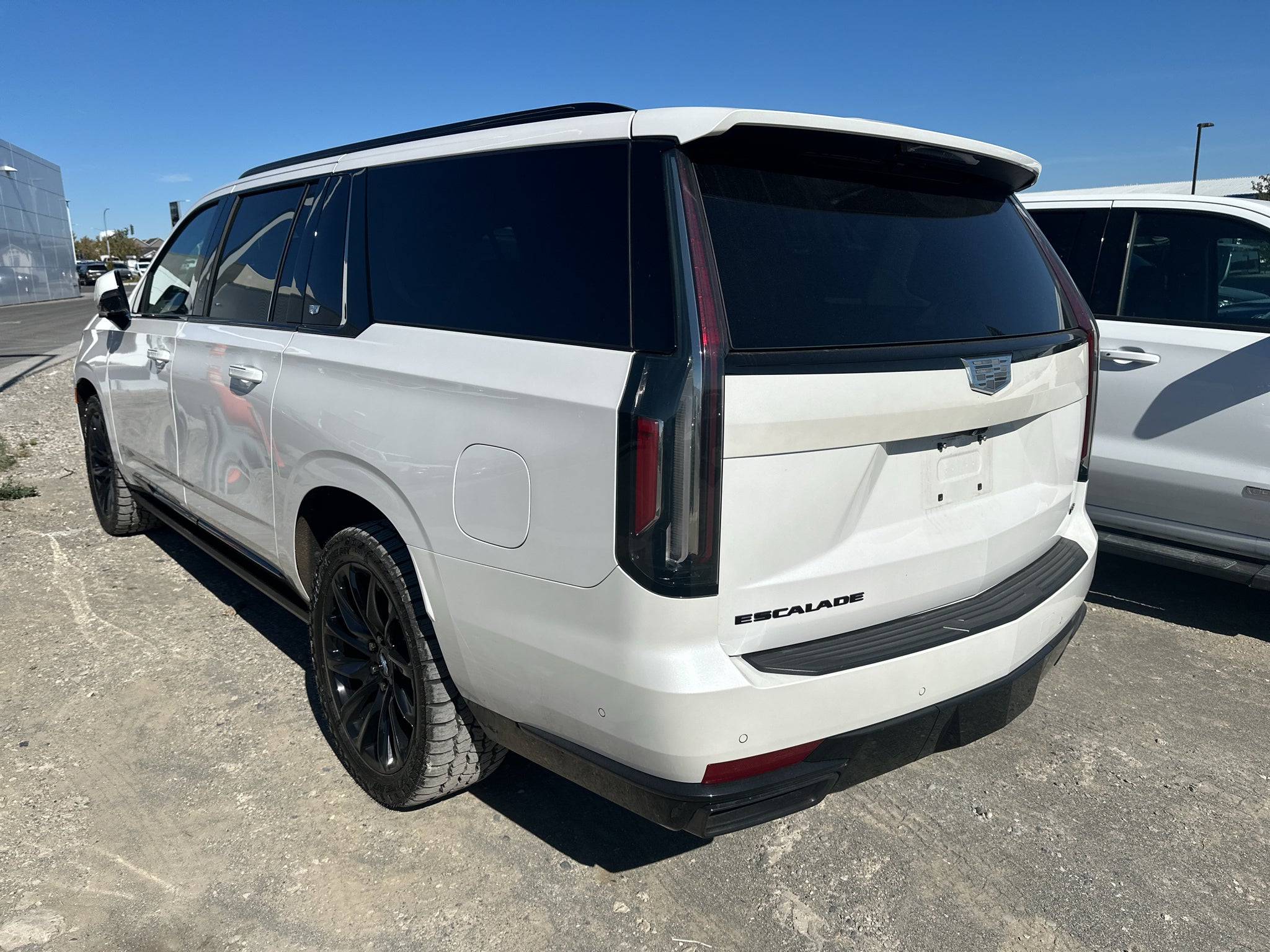 2023 Cadillac Escalade ESV 4WD Sport Platinum
