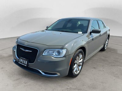 2017 Chrysler 300 Limited AWD