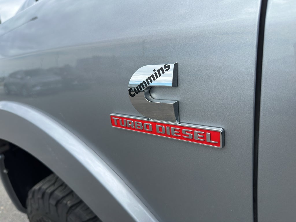 2022 RAM 3500 Laramie Crew Cab 4x4 8' Box