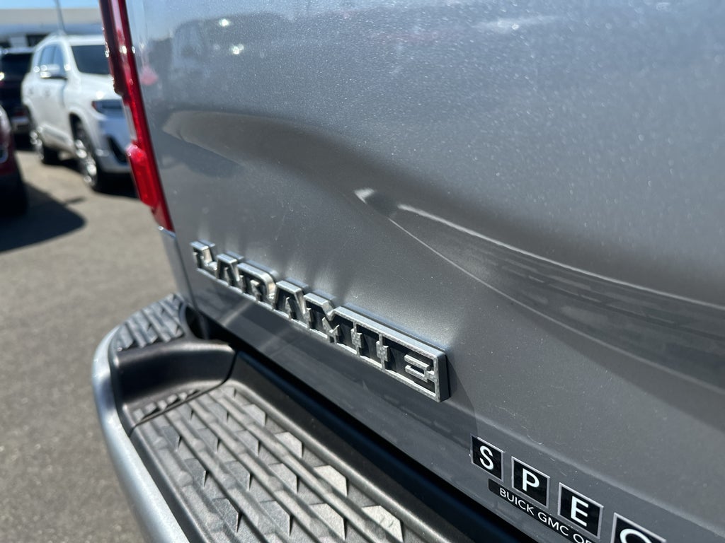 2022 RAM 2500 Laramie Crew Cab 4x4 6'4" Box