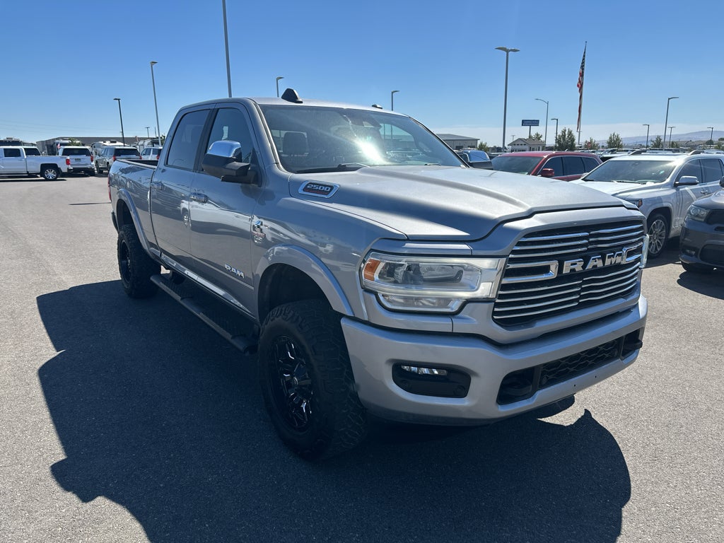2022 RAM 2500 Laramie Crew Cab 4x4 6'4" Box