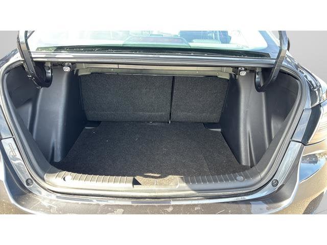 2018 Toyota Yaris iA Manual (Natl)