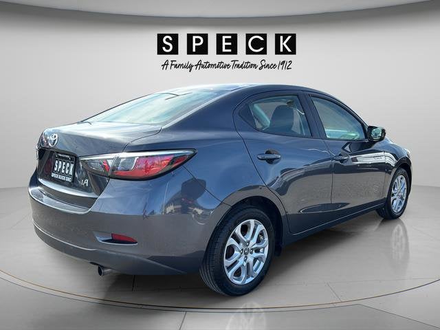 2018 Toyota Yaris iA Manual (Natl)