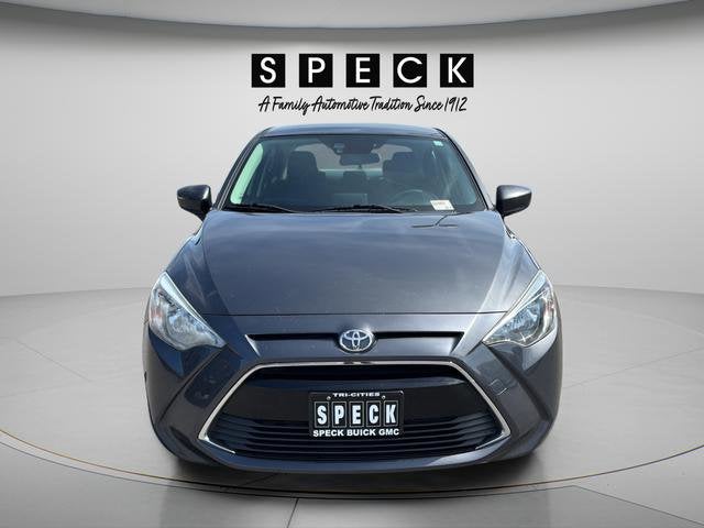 2018 Toyota Yaris iA Manual (Natl)