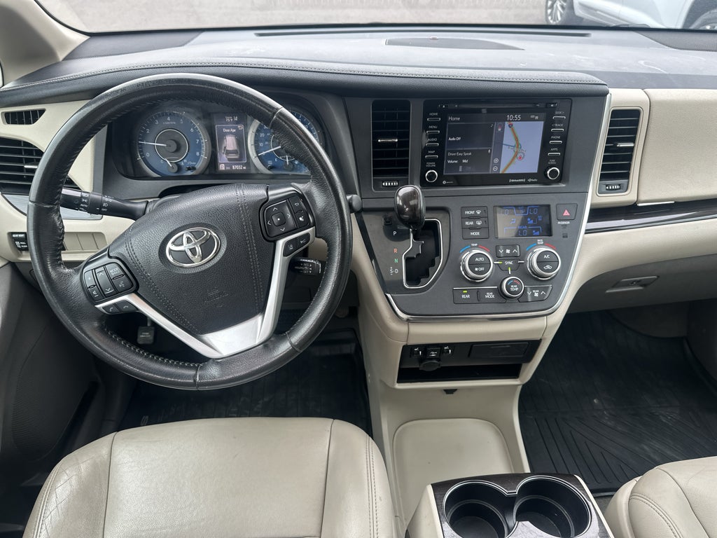 2019 Toyota Sienna XLE 8 Passenger