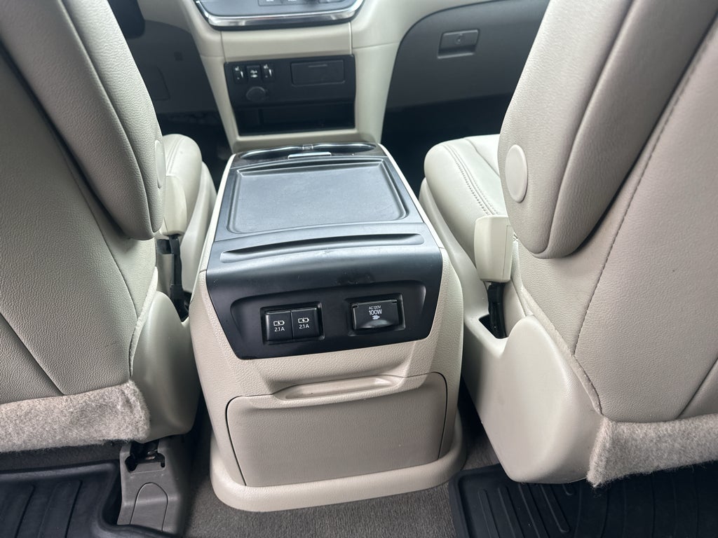 2019 Toyota Sienna XLE 8 Passenger
